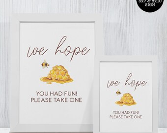 Bumble Bee Favor Sign, Bridal Shower Sign, Printable Sign, Instant Download, Bee Favor Sign, Favor Table Sign, Wedding Sign, Bee Themed