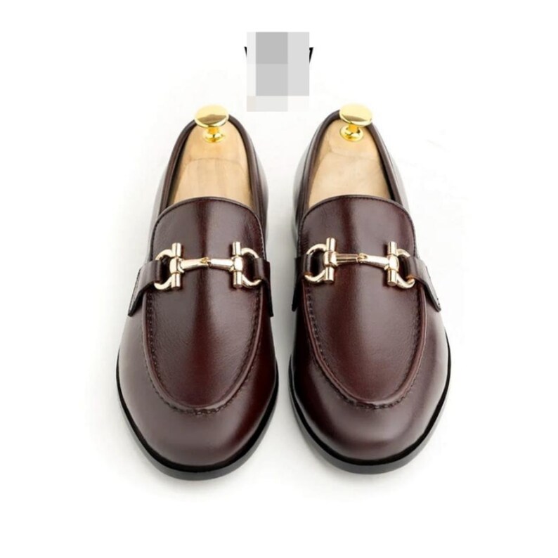 Handmade Leather Loafers with Horsebit Detail, premium full‑grain leather, cushioned insole, slip‑on dress shoes, brown
