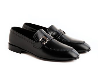 Handgefertigte Herren-Loafer, schwarze Leder-Slipper, elegante Mokassin-Zehenkappe, Büroschuhe