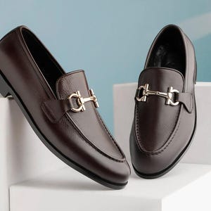 Handmade Leather Loafers with Horsebit Detail, premium full‑grain leather, cushioned insole, slip‑on dress shoes, brown