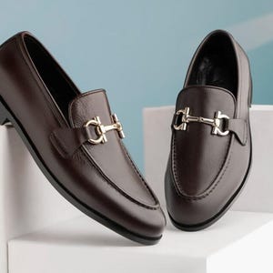 Handmade Leather Loafers with Horsebit Detail, premium full‑grain leather, cushioned insole, slip‑on dress shoes, brown