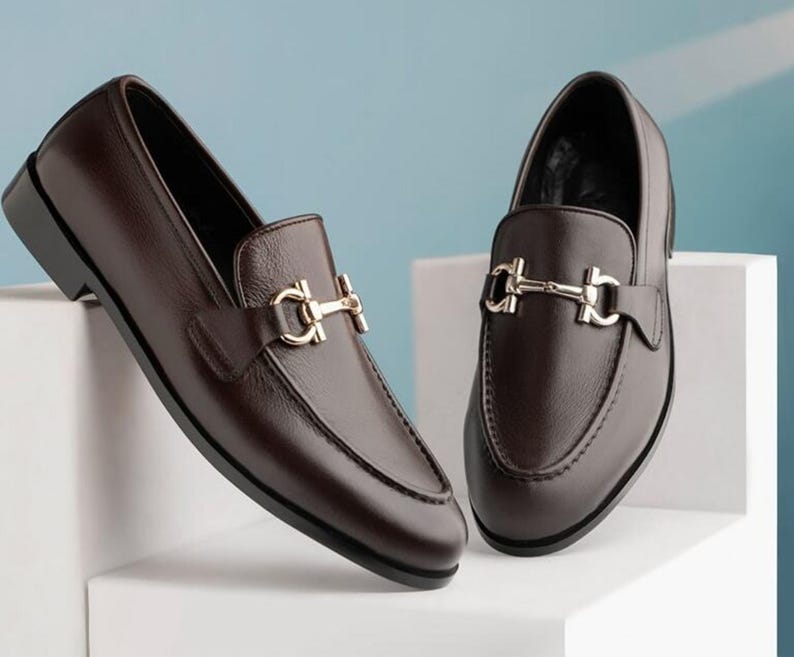 Handmade Leather Loafers with Horsebit Detail, premium full‑grain leather, cushioned insole, slip‑on dress shoes, brown