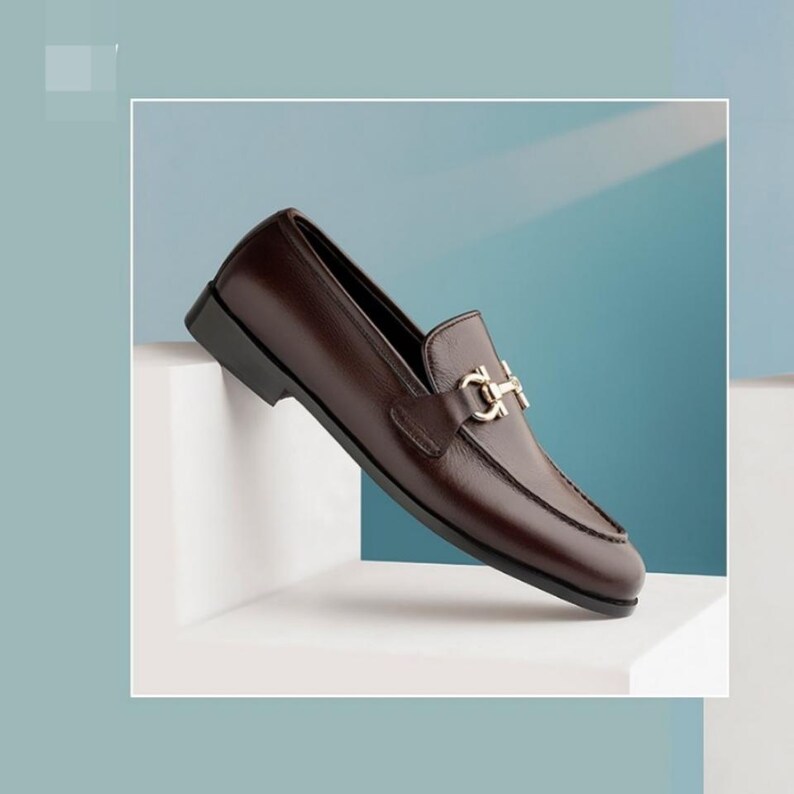 Handmade Leather Loafers with Horsebit Detail, premium full‑grain leather, cushioned insole, slip‑on dress shoes, brown