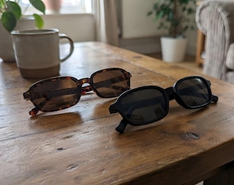 Retro Rectangle Sunglasses for Women Men, 90s Vintage Small Square Sunglasses, Trendy Y2K Fashion Sunnies, Cute Unisex Eyewear