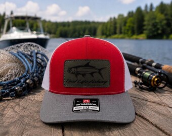 Gorra de camionero Richardson 112, parche de cuero grabado, gorra de pesca, rojo, blanco y gris.