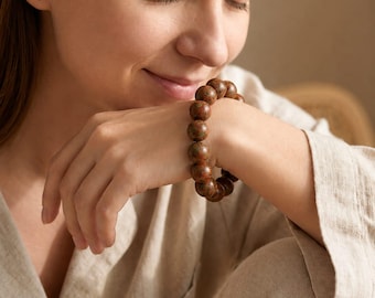 Green Sandalwood Bracelet, Aromatherapy Wooden Bead Bracelet, Handmade Meditation Jewelry, Natural Agarwood Healing Bracelet Gift