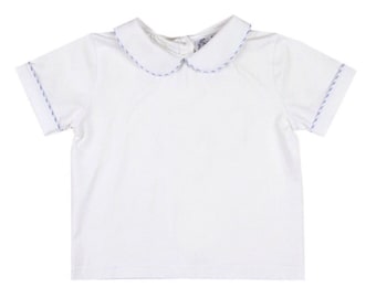 Chemise col Peter Pan en coton tricoté blanc avec garniture seersucker bleu clair, chemise blanche petit garçon, maillot de corps blanc garçon, chemise classique garçon