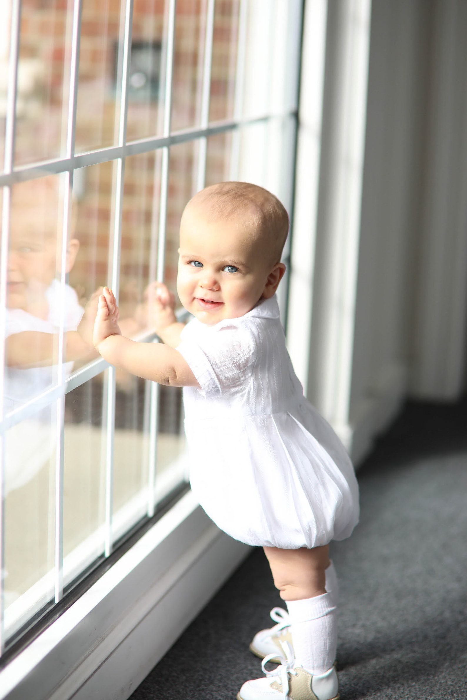 PETIT BEBE - CROSSES - WHITE KNIT BOY BUBBLE main image 1