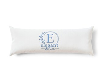 Monogram E Laurel Logo Lichaamskussen | Decoratief hoofdkussen Elegant & Co.