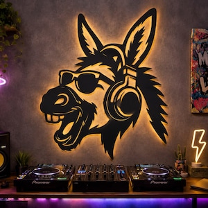 Divertente decorazione murale in metallo con asino DJ / Asino con cuffie, file per taglio laser (SVG, DXF)