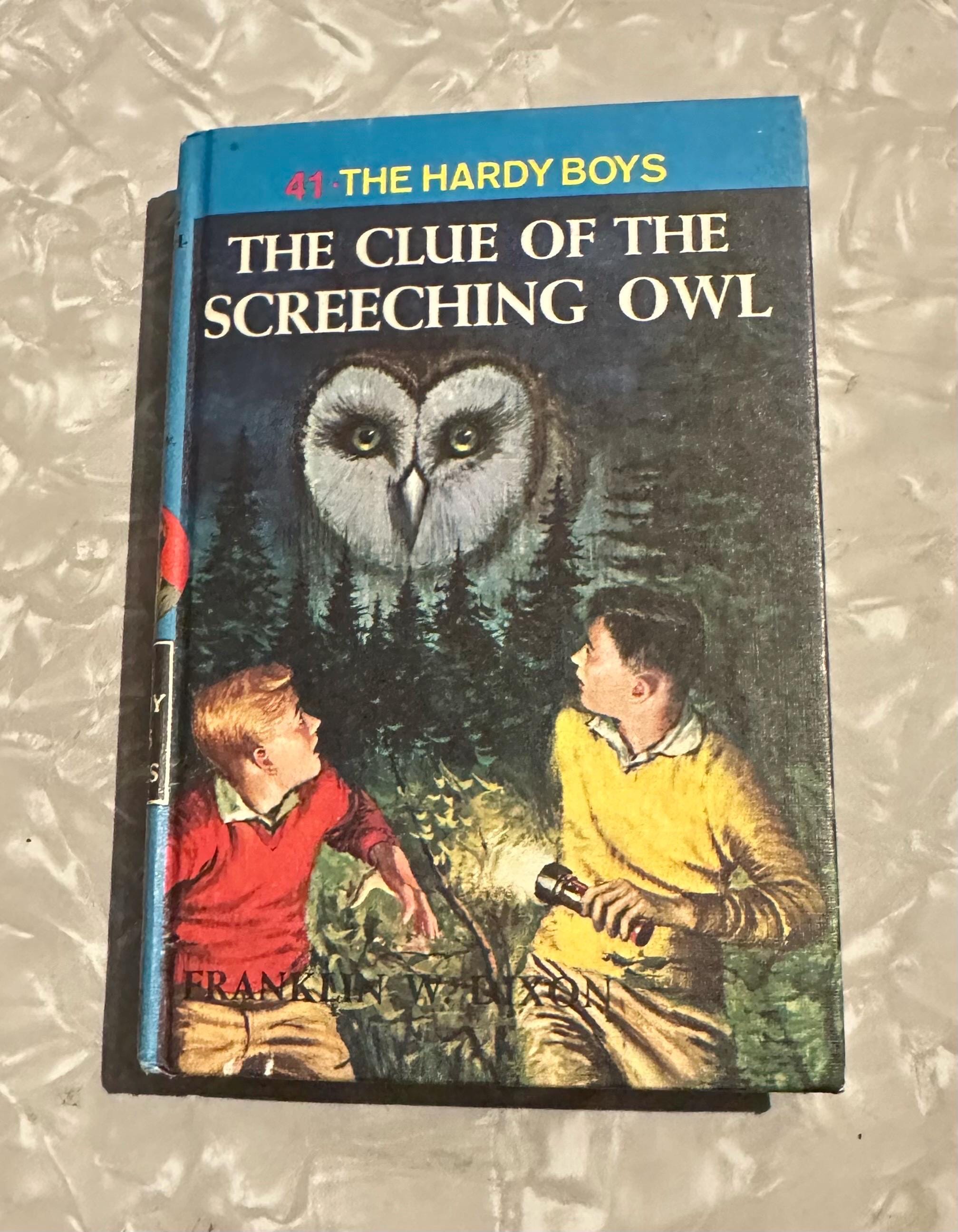 Hardy Boys #41 Clue of the Screeching Owl Franklin W. Dixon Blue Spine PC