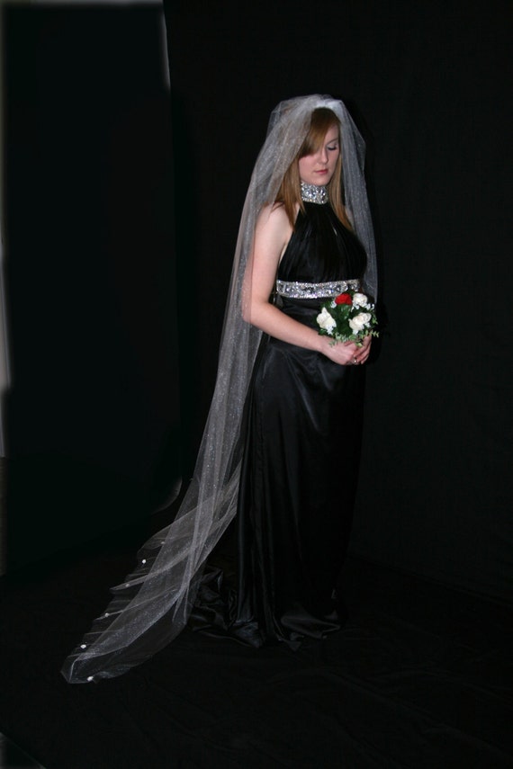 Custom hand made cathedral veil - image 2