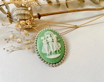 Vintage Cameo Style Mint & Silver Scarf Clip