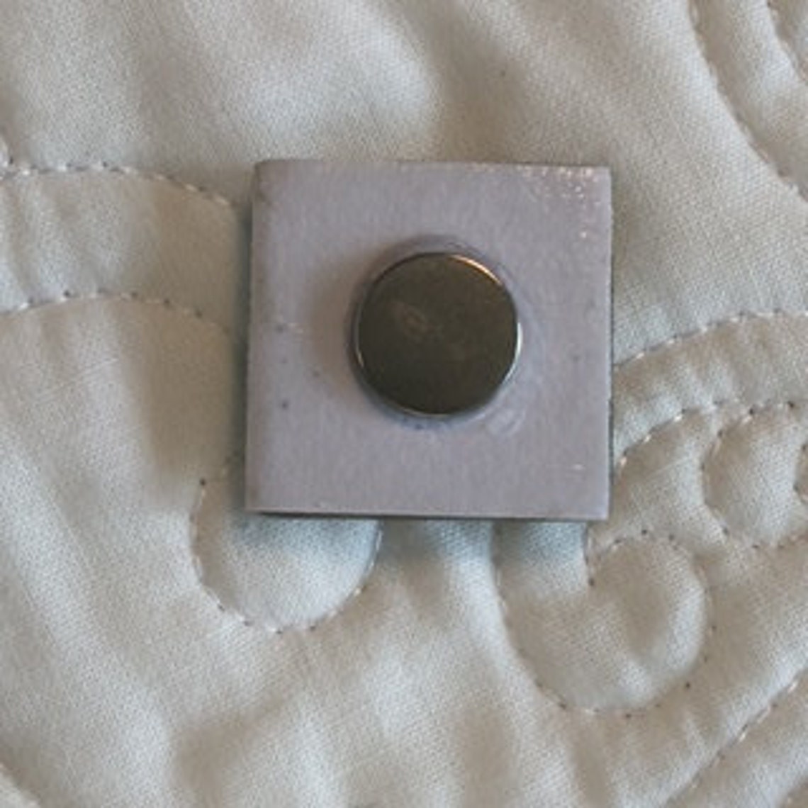 Glass Needle Nanny Needle Minder Etsy