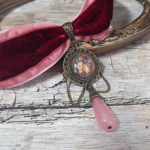 Renaissance flower choker, rose choker with marble agate teardrop, burgundy red velvet choker