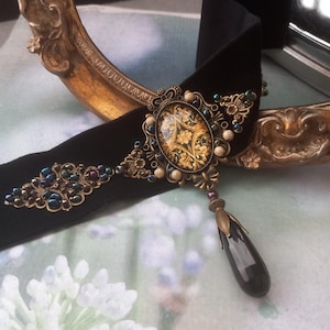 Schwarzer Samt Choker: Gothic Tropfen Halsschmuck