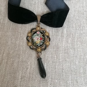 Victorian Gothic hand painted flower cameo,Gothic black velvet choker with agate teardrop