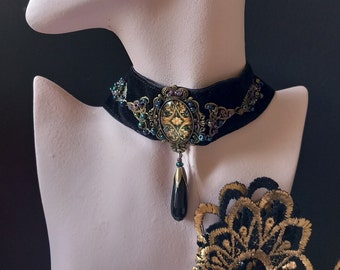 Black velvet choker with cameo and teardrop , Victorian,Gothic choker