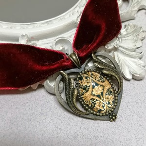 Burgundy Velvet Choker: Baroque Cameo Pendant, Renaissance Collar