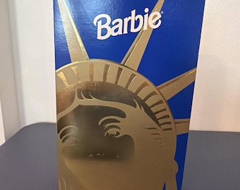 Muñeca Barbie Estatua de la Libertad, edición FAO Schwarz de 1995