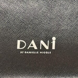 Dani by Danielle Nicole Disney Mickey Mouse Shoulder Bag Black Red image 7
