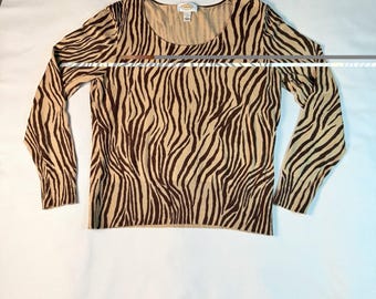 Top de manga larga con estampado animal estilo Y2K para mujer de Talbots, talla grande, color marrón.