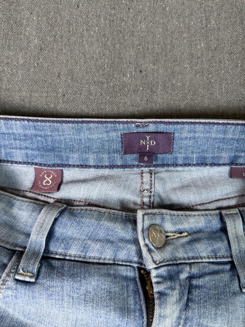 Women’s NYDJ-Not Your Daughters Jeans- Blue Lift Tuck Size 6 immagine 6