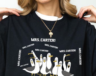 Camiseta personalizada con el nombre del profesor, camiseta cómoda y divertida con gaviotas para profesores, camiseta de regalo personalizada de agradecimiento para profesores.