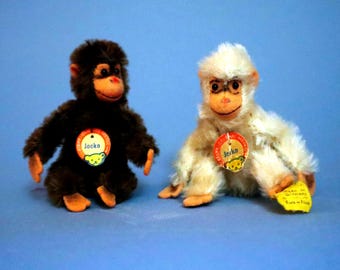 Hosung Monkey Plush Puppet Stuffed Animal Chimp Chimpanzee Rubber