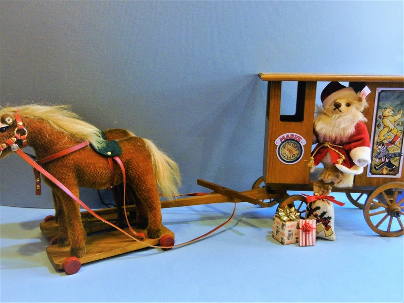 SALE Priced Steiff Christmas Santa Express Holiday Display Horse