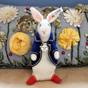 Steiff Peter Rabbit EDICIÓN LIMITADA #01036, Todas las identificaciones con caja y certificado de autenticidad, Excelente estado.