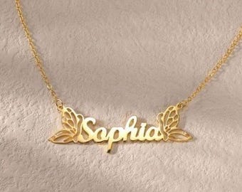Name necklace + butterfly