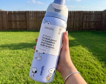 Borraccia termica da 950 ml (32 oz) con stampa personalizzata ispirata a Snoopy, realizzata a mano, incisione laser, borraccia riutilizzabile, simpatico regalo a tema cartone animato per lei, personalizzata