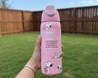Borraccia Owala personalizzata ispirata a Snoopy - Acciaio inossidabile isolato da 950 ml - Regalo personalizzato con personaggio canino - Design artigianale ispirato