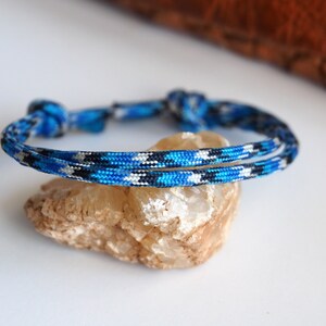Minimalist Adjustable Simple Blue Nautical Rope Paracord Bracelet for men and women, Waterproof image 2