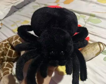 Peluche de araña negra gigante – Peluche espeluznante pero adorable