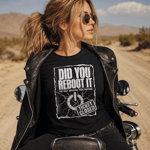 T-shirt « Tu l'as redémarré ? », T-shirt humoristique grunge sur le thème du support informatique, Cadeau pour collègue administrateur système, Cadeau d'anniversaire humoristique sur le support technique pour lui ou elle