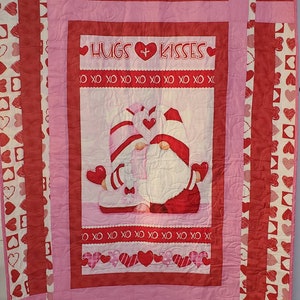 Gnomey love quilt