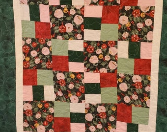 Gorgeous Christmas flowers quilt