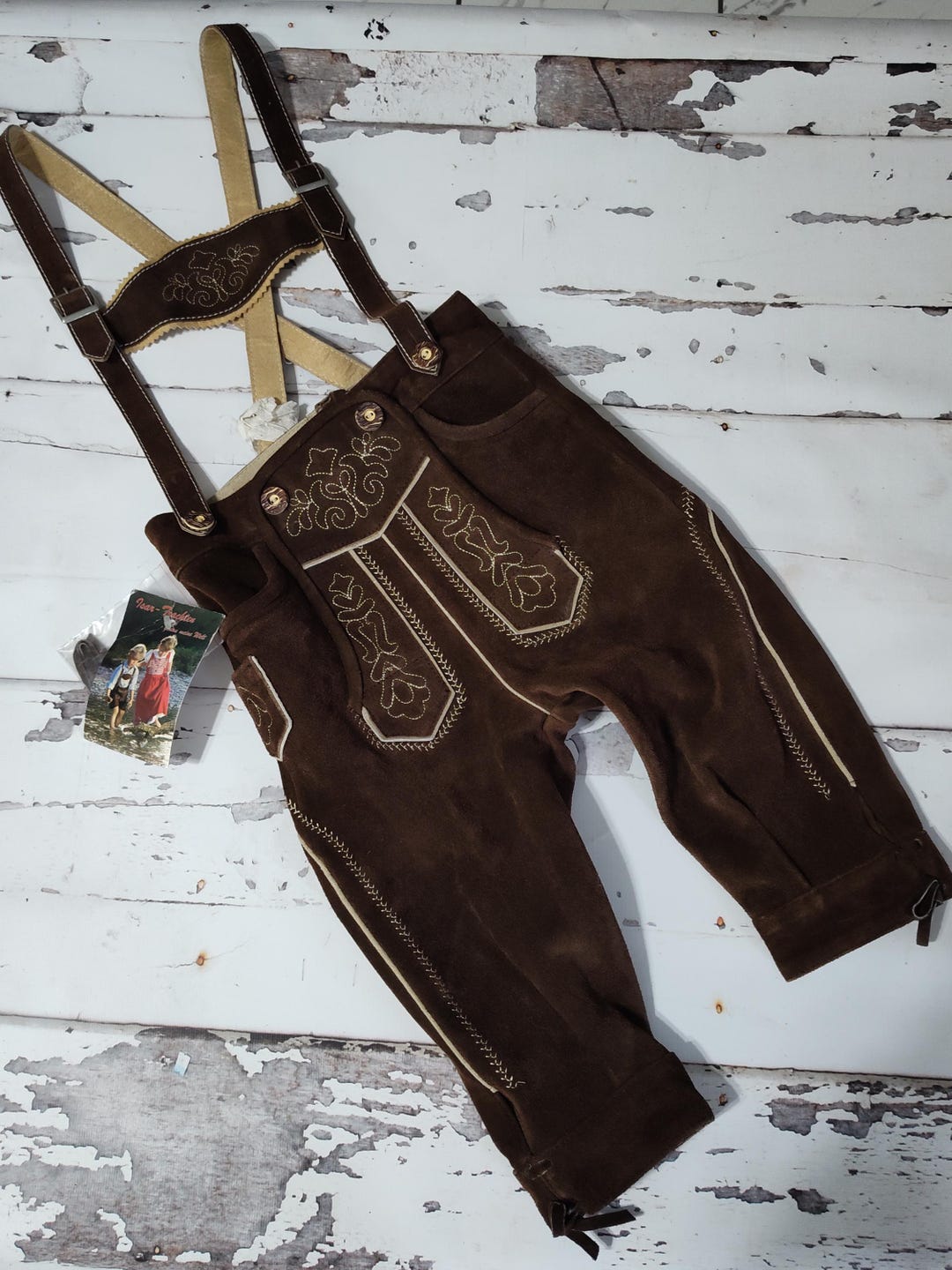 Isar-Trachten Jungen Lederhose Braun Bestickt – Kniebundlederhose Mit Verstellbaren Trägern, Größe 98