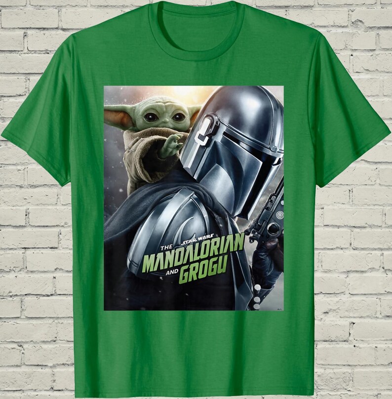 Camiseta de Grogu de Mandalorian, camiseta con póster de la película de Star Wars, ropa gráfica de ciencia ficción, regalo de cumpleaños para él, regalo friki para marido imagen 7
