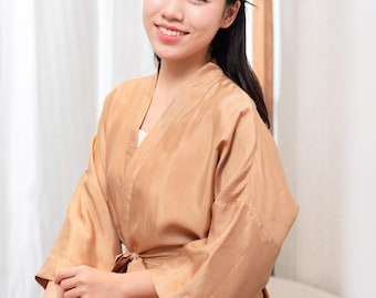 Accappatoio in seta di gelso naturale / Realizzato a mano nel villaggio di Cổ Chất / Unisex Marrone scuro