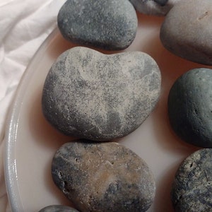 15 Natural Beach Stones Smooth Chunky Blue Gray White Zen Spa Garden Art Beach Home Decor Birdbath Fountain Meditation Ocean Sea Peace  *