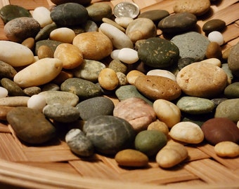 100 Almost Round and Oval Natural Beach Stones for Terrarium Aquarium Mosaic Zen Spa Beach Home Decor Jewelry Gardening Tumble Art Peace Sea