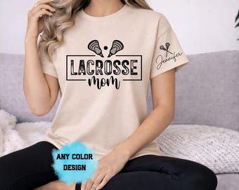 Nom personnalisé de t-shirt de maman de crosse, t-shirt de jour de match de maman de sports fiers, cadeau de jour de concurrence d'esprit d'équipe, chemise de maman laxiste
