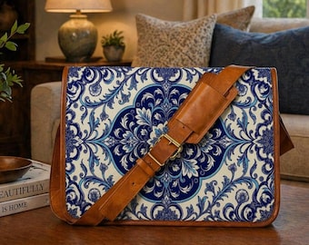 Bolso bandolera de piel azul con estampado floral – Bolso de hombro con estampado de azulejos de cerámica vintage, bolso de mano estilo boho chic, bolso elegante para el día a día, regalo para ella.