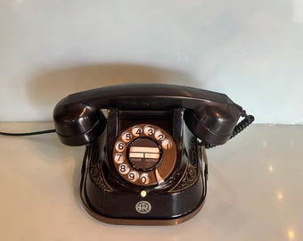 Telefono a disco rotante in bachelite di tipo belga, convertito per l'utilizzo con BT.