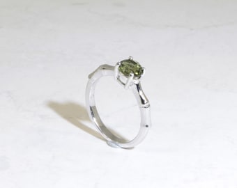 Jungle Green Tourmaline Ring (Genuine Natural Tourmaline), 6mm x 0.90 Carat, Round Cut, Sterling Silver Ring