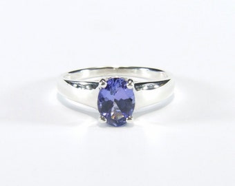 Tanzanite (Genuine, Natural), 8mm x 6mm x 1.18 Carat, Oval Cut, Sterling Silver Ring