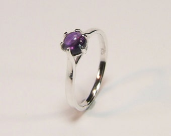 Amethyst Ring (Natural Mozambiquan Amethyst), 5mm x 0.50 Carat, Cabochon Cut, Rhodium Plated Sterling Silver Ring